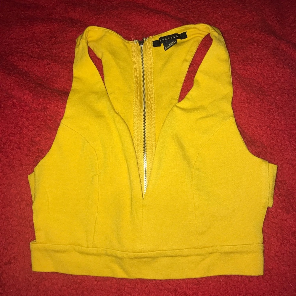 Cute crop top v-neck drop shirt ✨✨